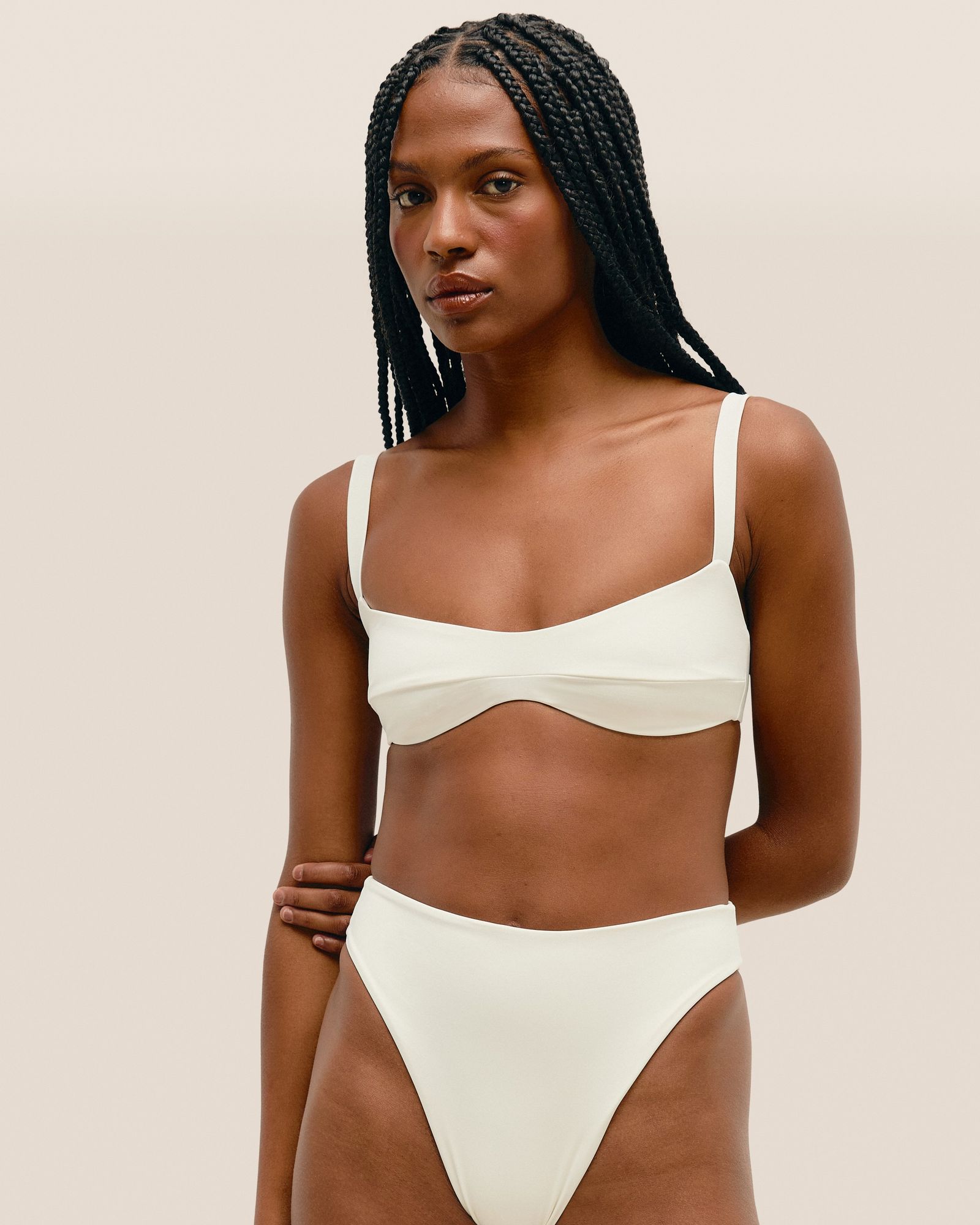 01031024_0014_8-TOP-LOLA-FP