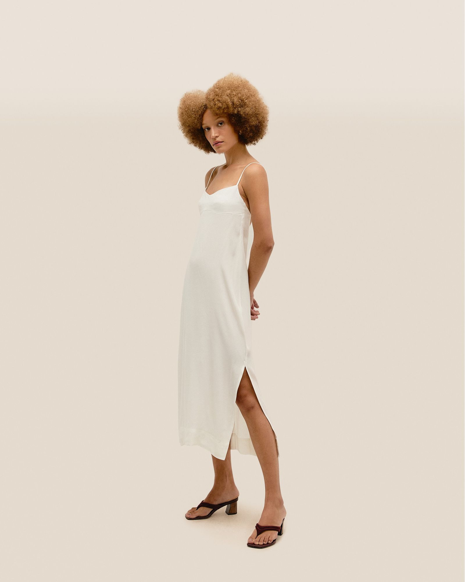 03010408_0014_3-VESTIDO-MONICA