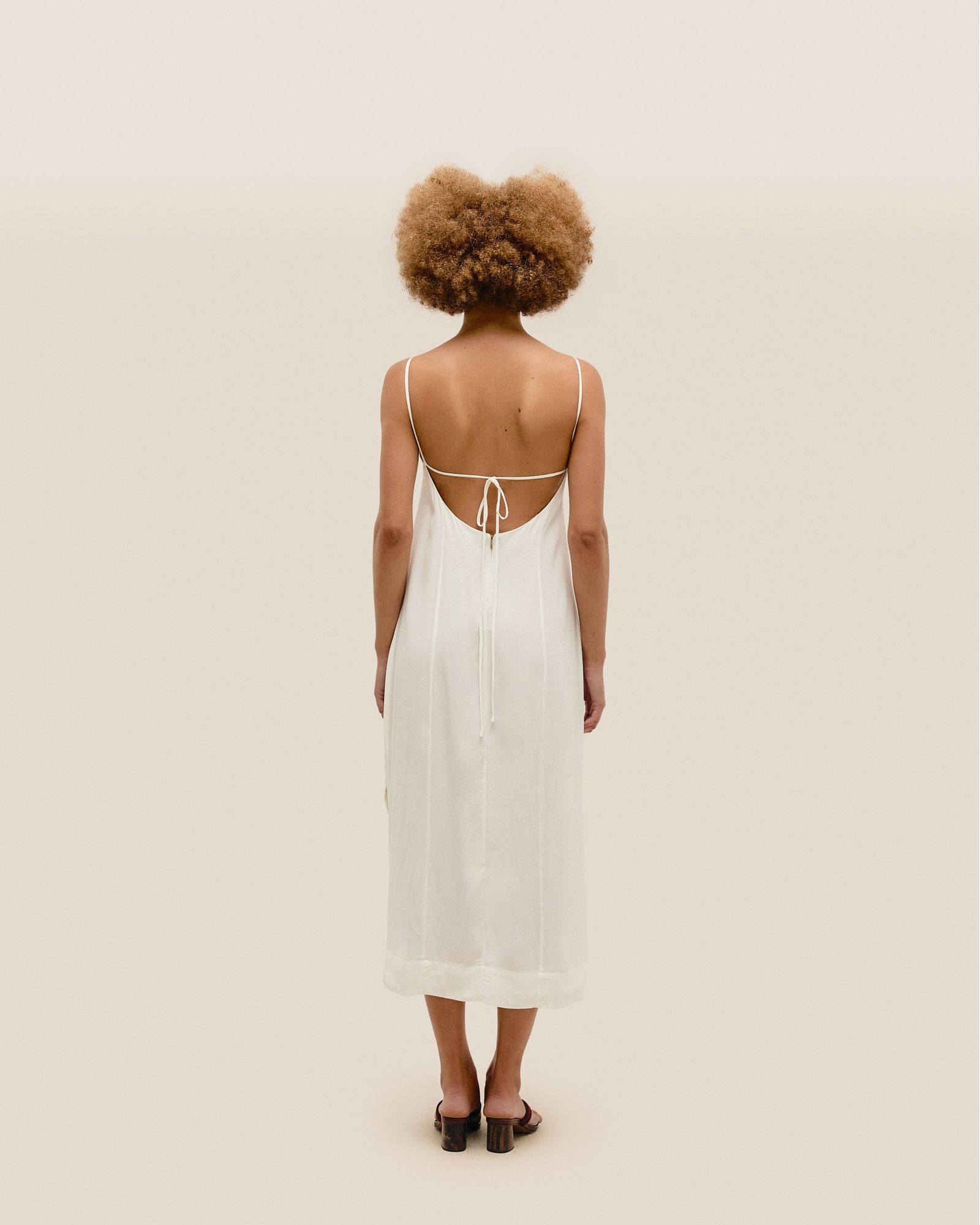 03010408_0014_4-VESTIDO-MONICA