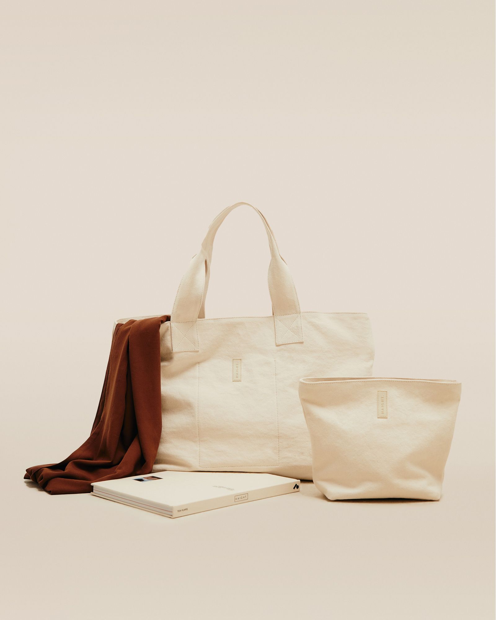 06920002_0014_10-NECESSAIRE-HAIGHT