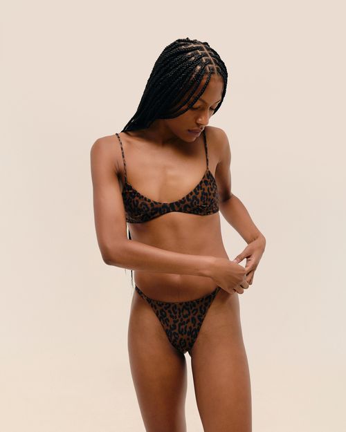 01031108_0219_1-TOP-CRIS-REGULAVEL-ESTAMPADO