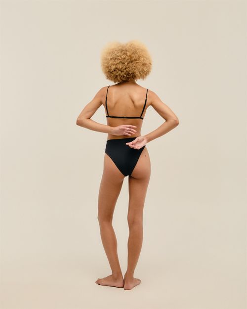 01030736_0003_2-TOP-OLIVIA-REGULAVEL