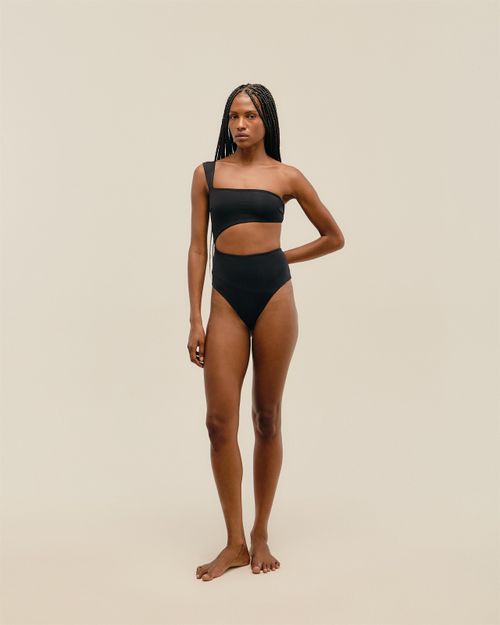 100117_0003_1-MAIO-IU